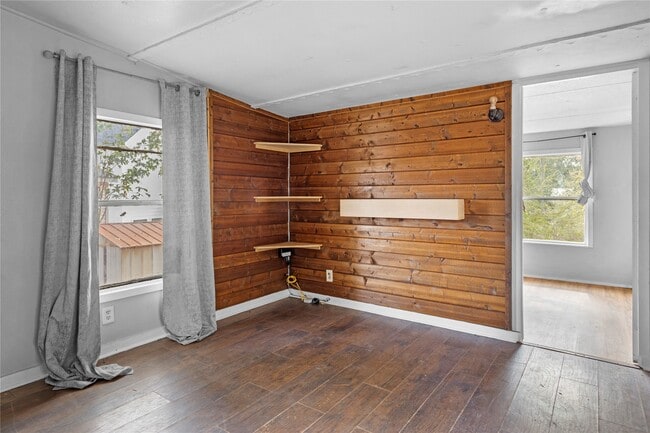 Building Photo - 16747 Timberglen St