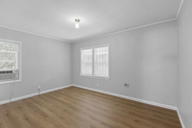 Building Photo - Charming 3-Bedroom Home in Cheviot Hills –...