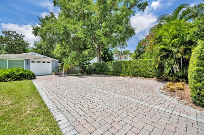 Building Photo - Winter Park Charmer