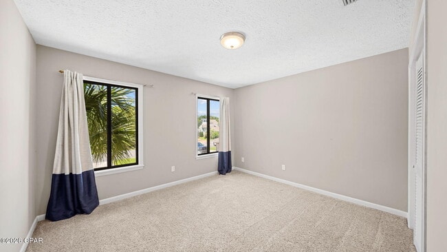 Building Photo - 134 Marlin Cir
