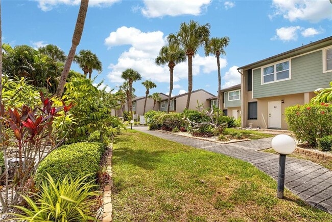 Building Photo - 1028 Apollo Beach Blvd