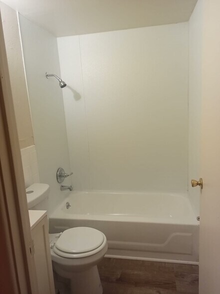 Building Photo - 2373 Williams Creek Rd