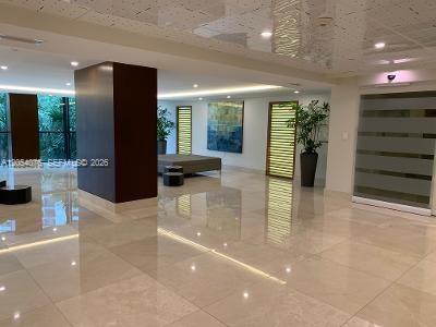 Building Photo - 540 Brickell Key Dr