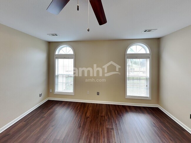 Building Photo - 10206 Orchard Grass Ct