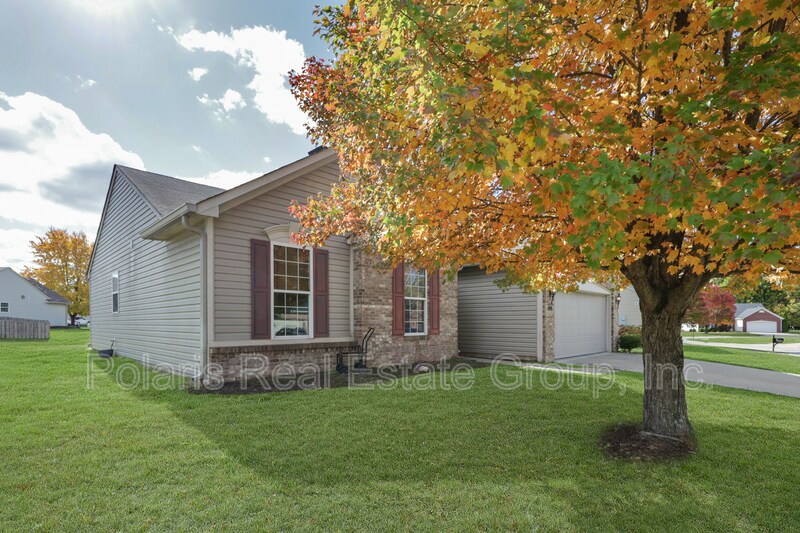 Building Photo - 67 W Clear Lake Ln