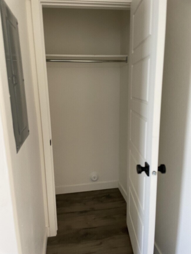 Building Photo - 517 S 1080 W