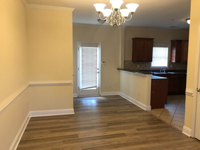 Building Photo - PRE-LEASING FOR AUGUST 10TH, 2026!