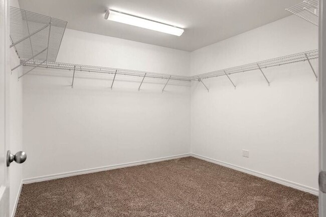 Building Photo - 5749 Tiger Woods Dr
