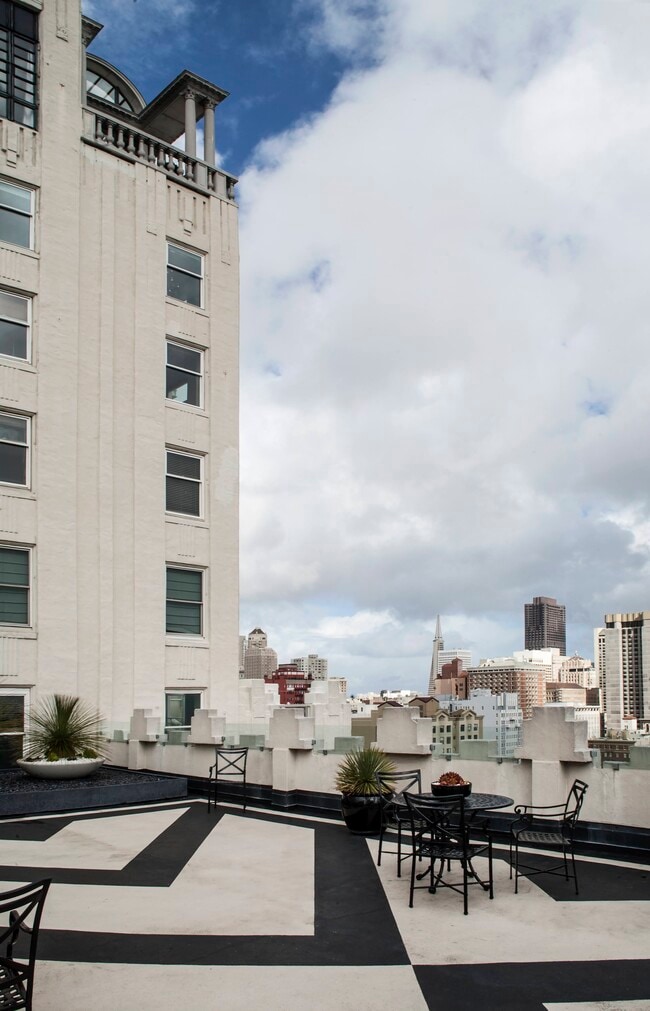 Building Photo - 631 Ofarrell St