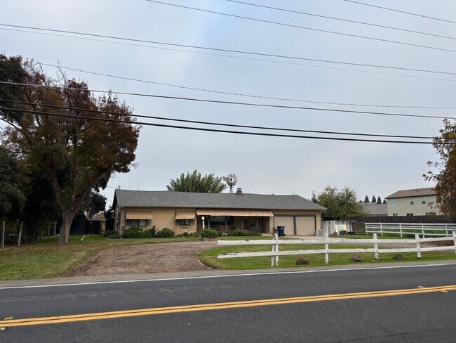 Primary Photo - Country Living, while still in town.