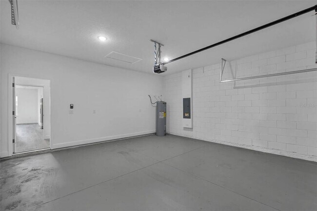 Building Photo - 2211 SW 153rd Pl Rd