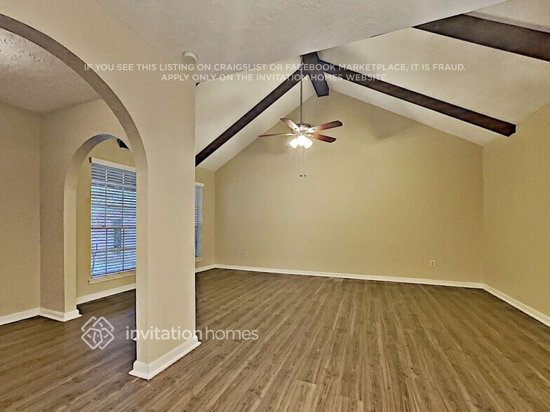 Building Photo - 4238 Honey Oaks Dr