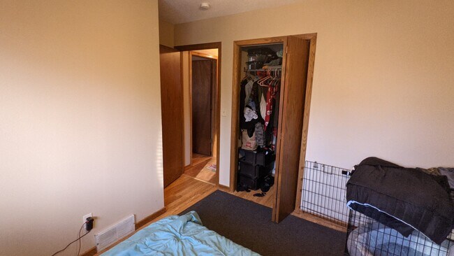 Building Photo - 118 Duplex