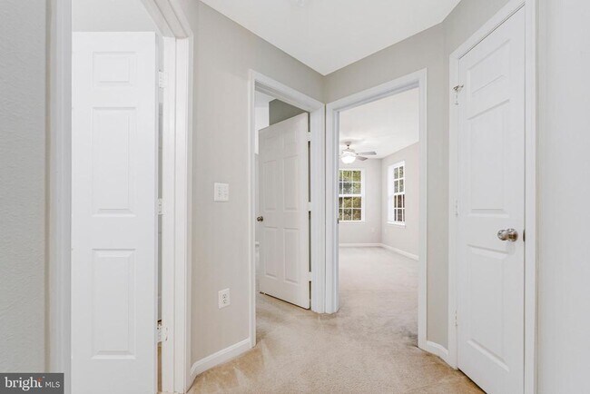 Building Photo - 12747 Fair Briar Ln