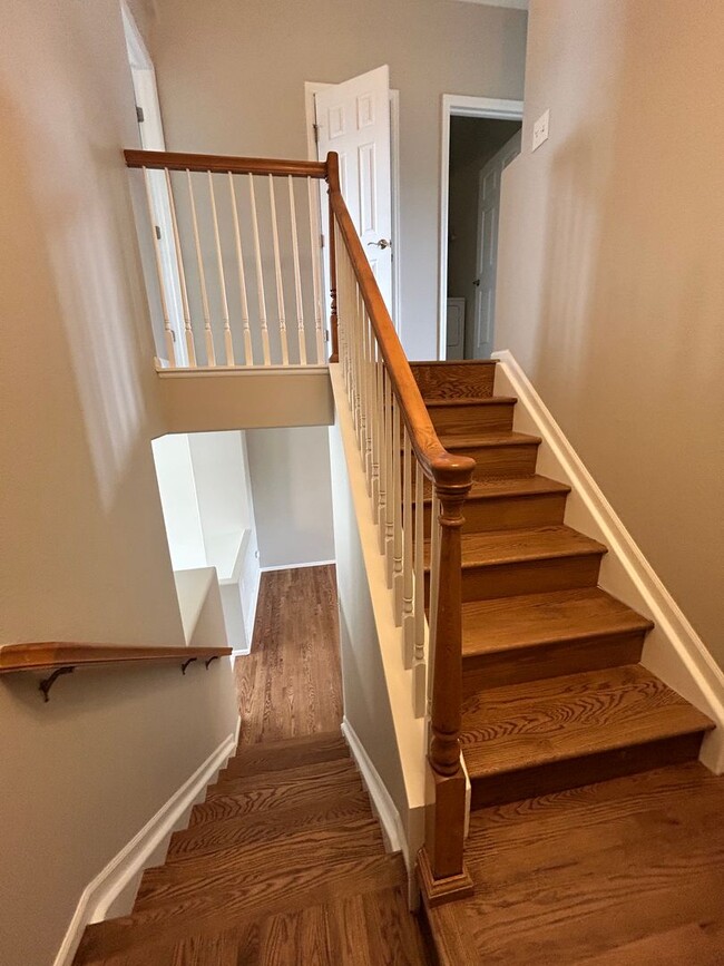 Building Photo - Well Maintained Townhouse in Highlands Ranch