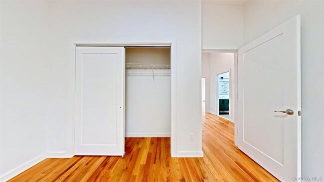 Building Photo - 262 Tamerisk Ln