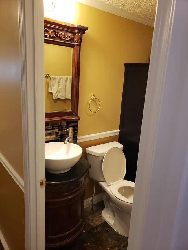 Building Photo - 3030-3012 12th Ave