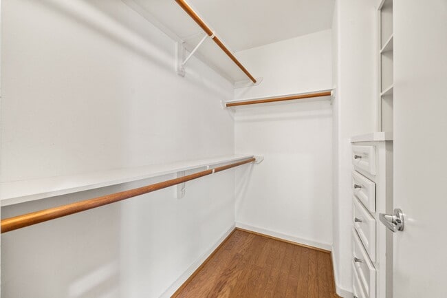 Building Photo - 510 Jackson Hill St