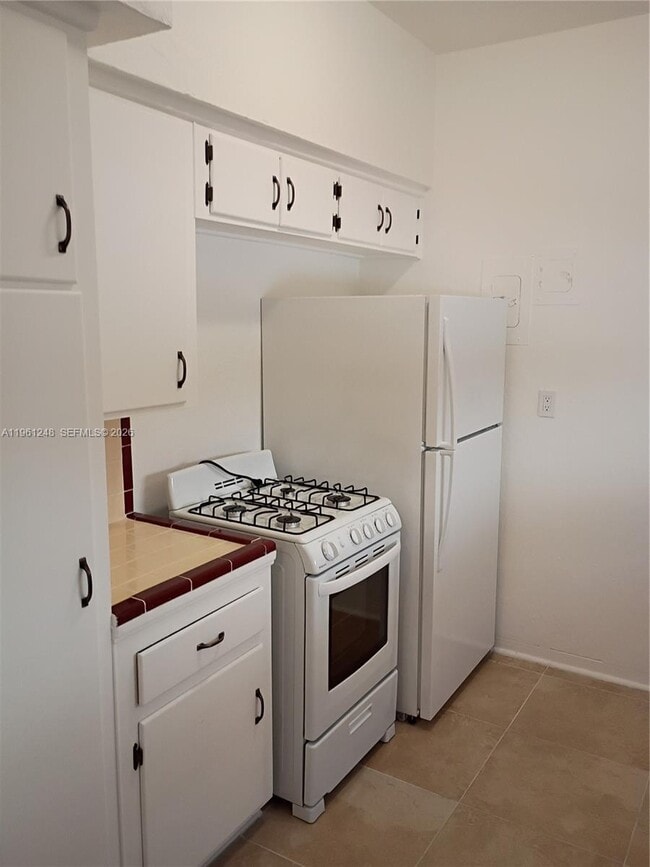 Building Photo - 235 83rd St