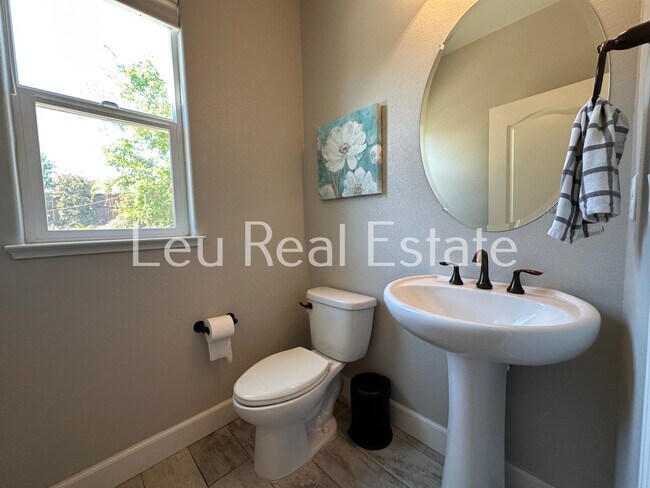 Building Photo - 5256 Florentino Lp