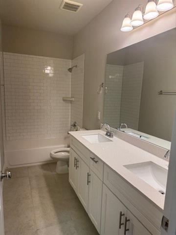 Building Photo - 4576 Titus Cir