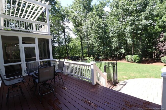 Building Photo - 110 Guymon Ct