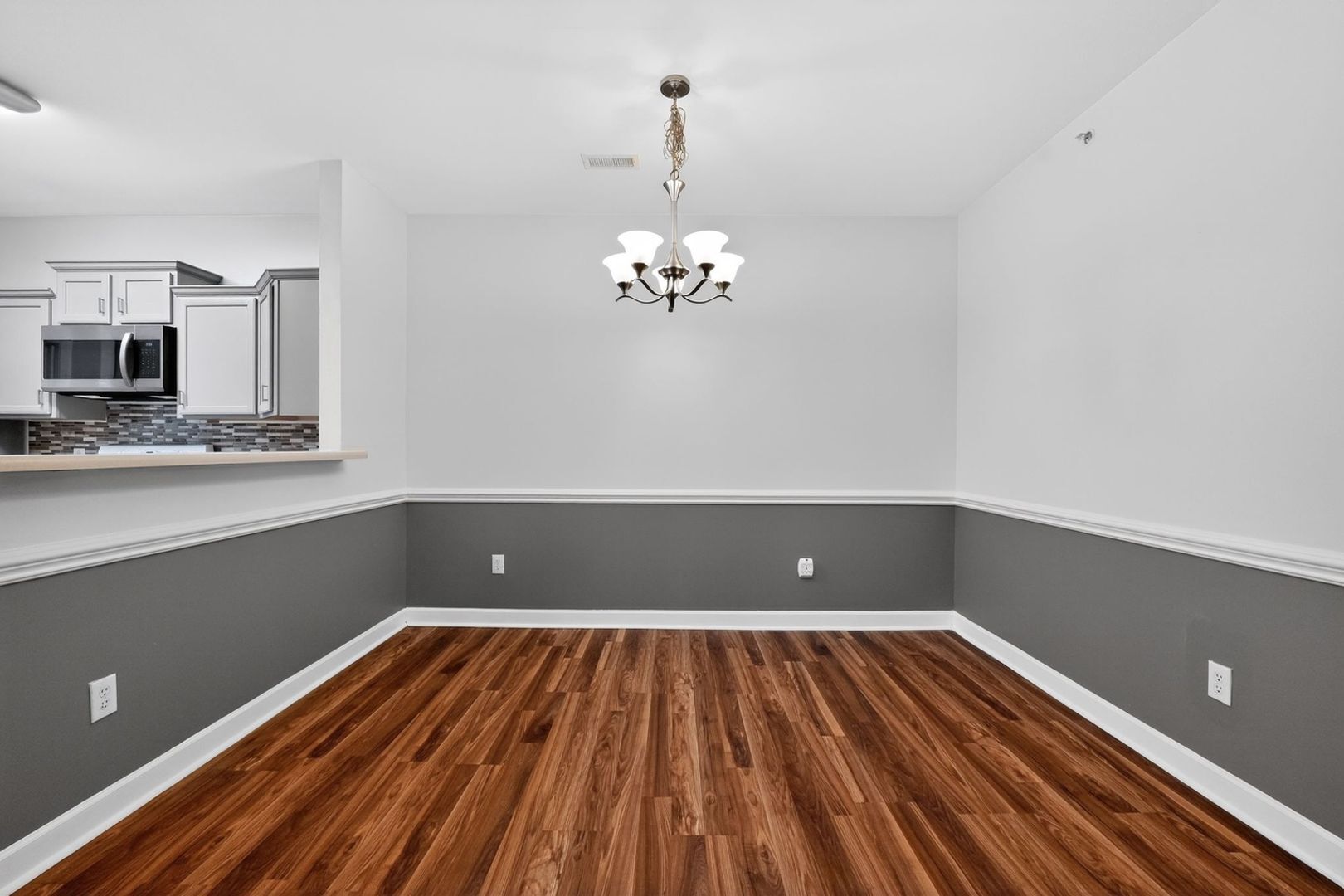 Building Photo - 16324 Redstone Mountain Ln