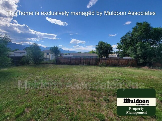 Building Photo - 4375 Millburn S