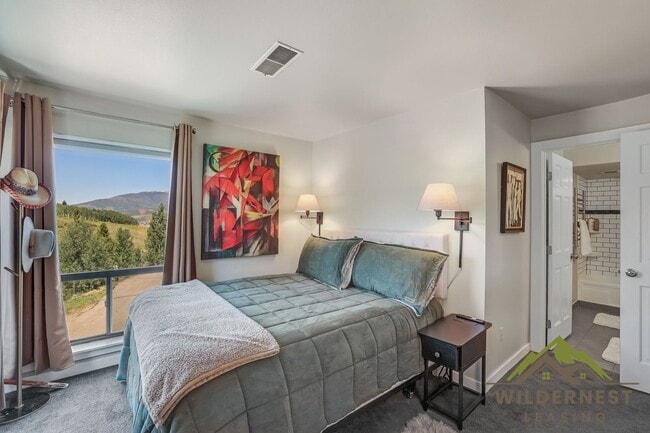 Building Photo - Winter Rental- Updated and quiet 2 bedroom...