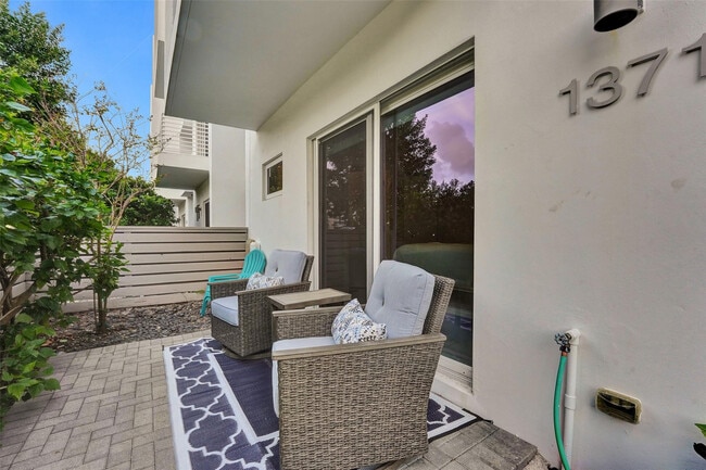 Building Photo - 1371 N Ocean Blvd