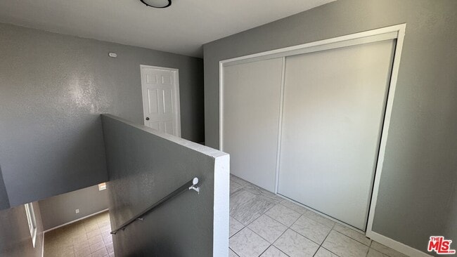Building Photo - 1255 Velasco St