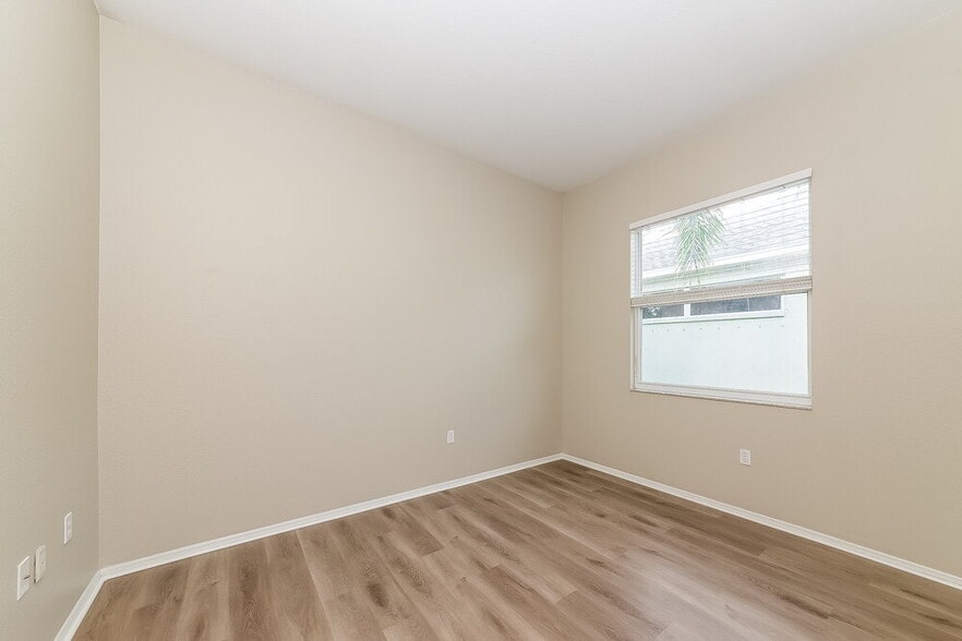 Building Photo - 6210 Blackberry Ln