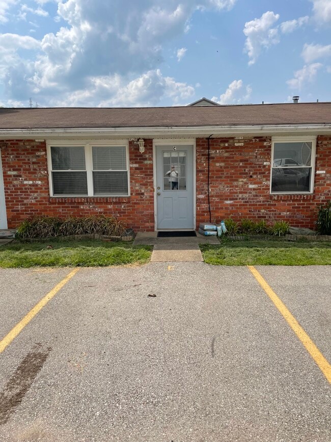 806 Cross Lanes Dr 806 Cross Lanes Dr Cross Lanes WV 25313