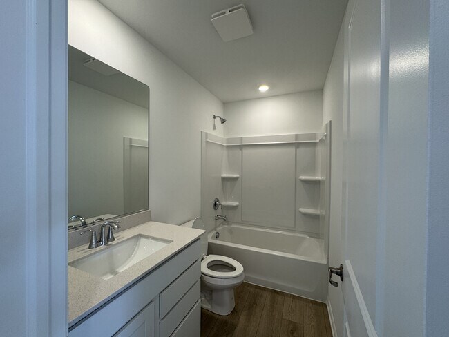 Building Photo - 14945 S McCarthy Cir