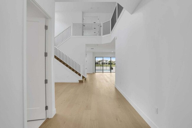 Building Photo - 21049 Violet Flds Wy