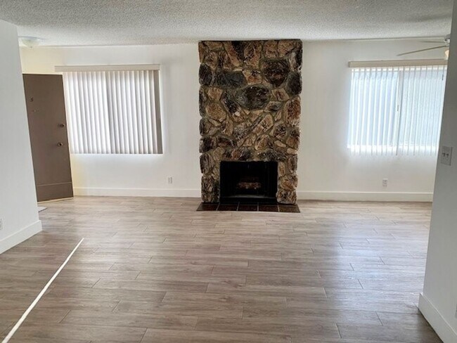 Building Photo - 156