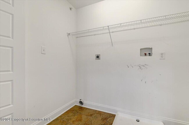 Building Photo - 603 Edith St