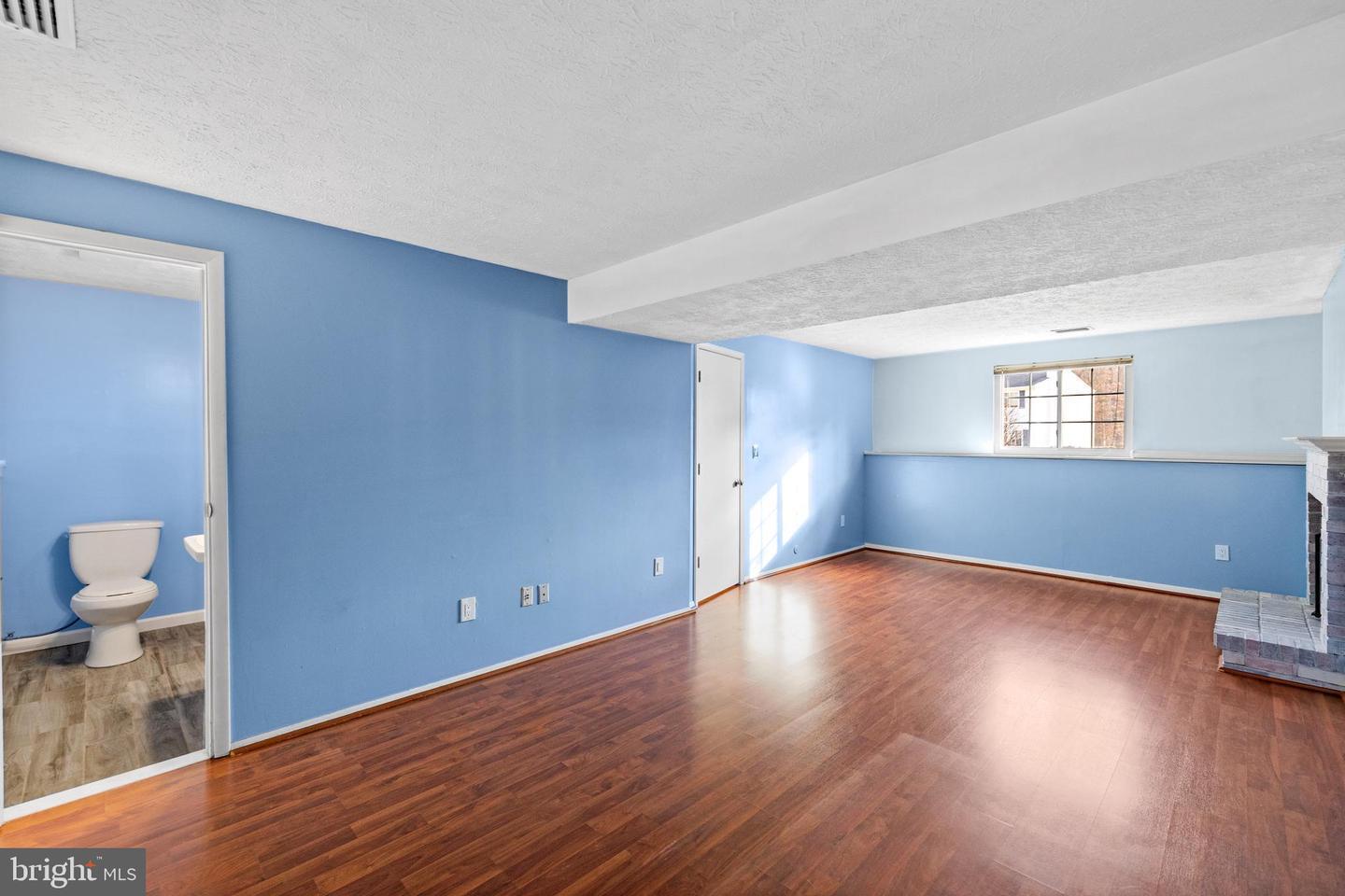 Building Photo - 8469 Rippled Creek Ct