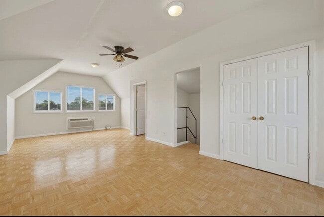 Building Photo - 6276 E Pea Ridge Rd