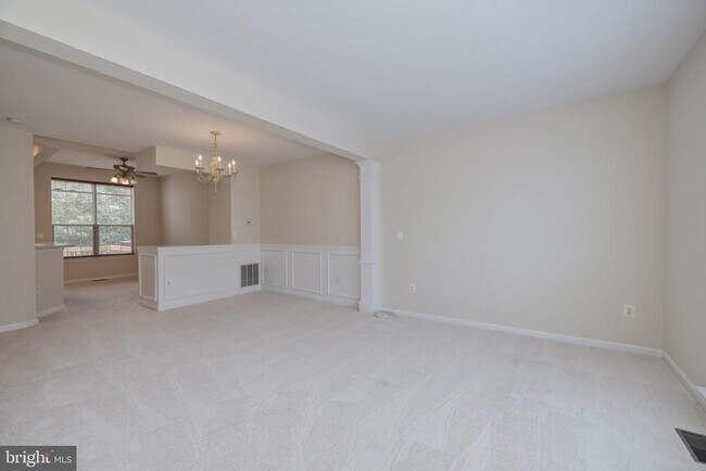 Building Photo - 6144 Cilantro Dr