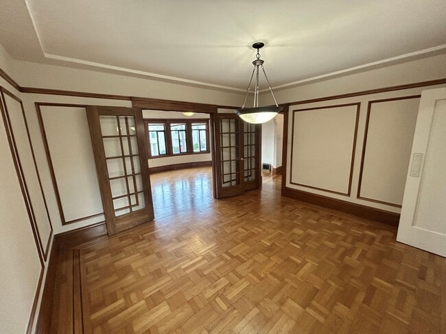 Building Photo - Charming Parkside 2bd/2bth Home