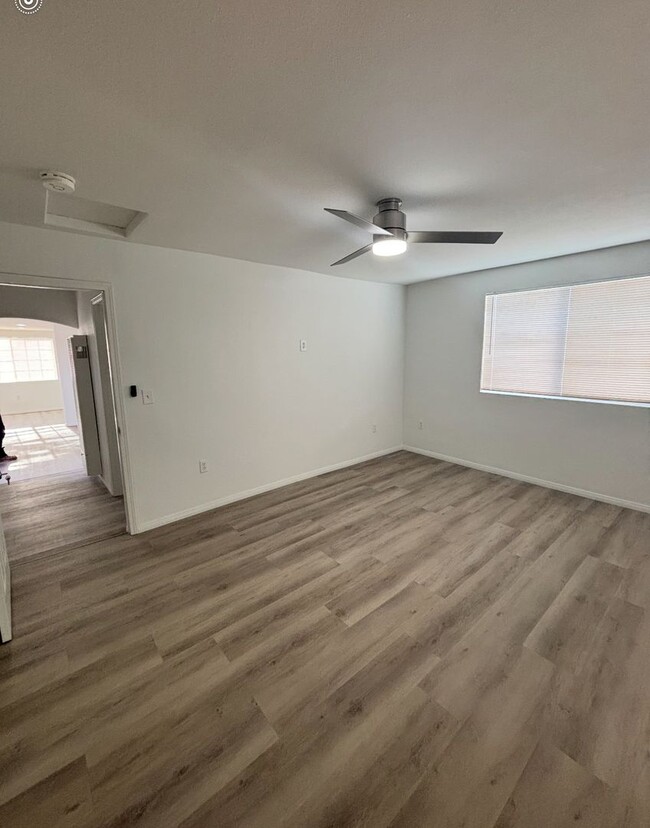 Building Photo - 2 bedrooms 1 bath home in San Diego