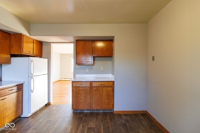 Building Photo - 5918 Devington Rd