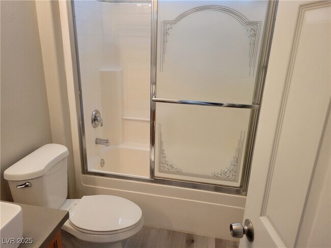 Building Photo - 2809 El Cubano Ct