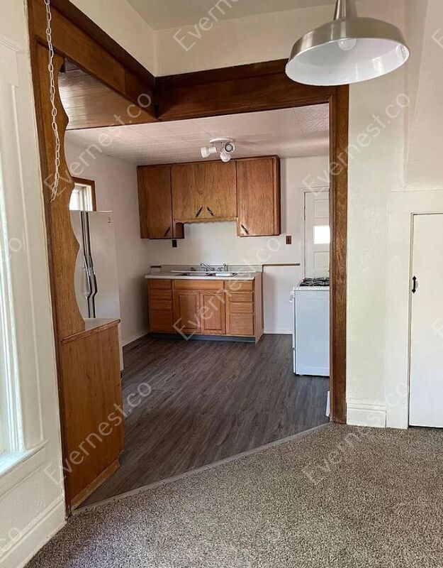 Building Photo - 1426 W Cucharras St