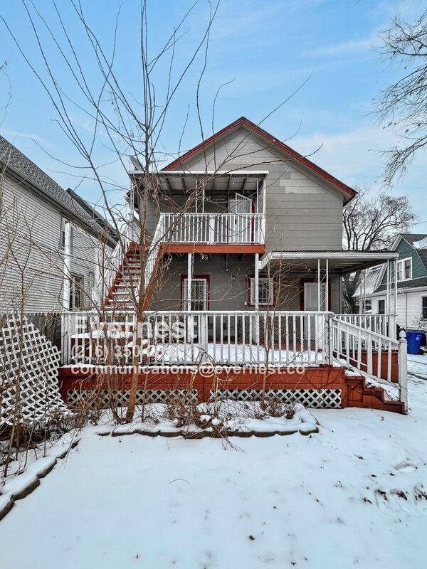 Building Photo - 1858 W 45th St