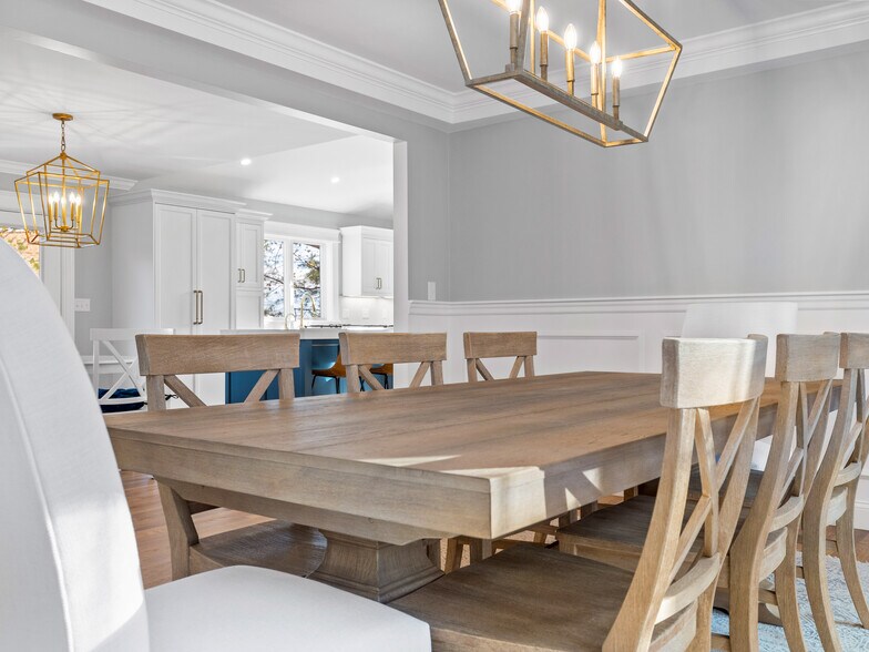 Building Photo - 25 Falmouth Rd