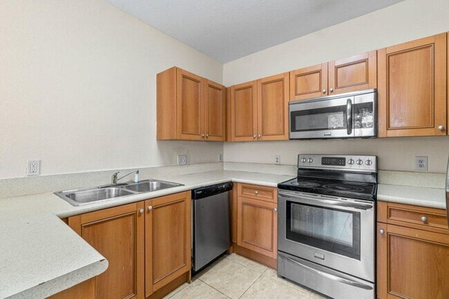 Building Photo - 809 Talia Cir