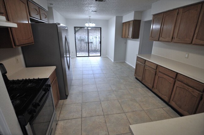 Building Photo - Amazing Austin home!