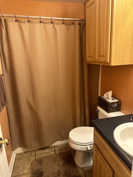 Bathroom 2 - 310 Orchard Way